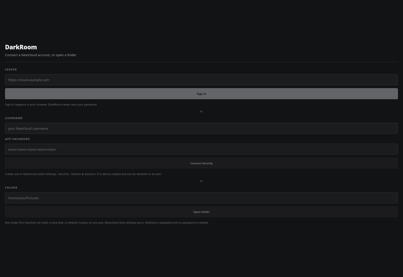The launch screen: a server field, a folder field, and which formats to scan for