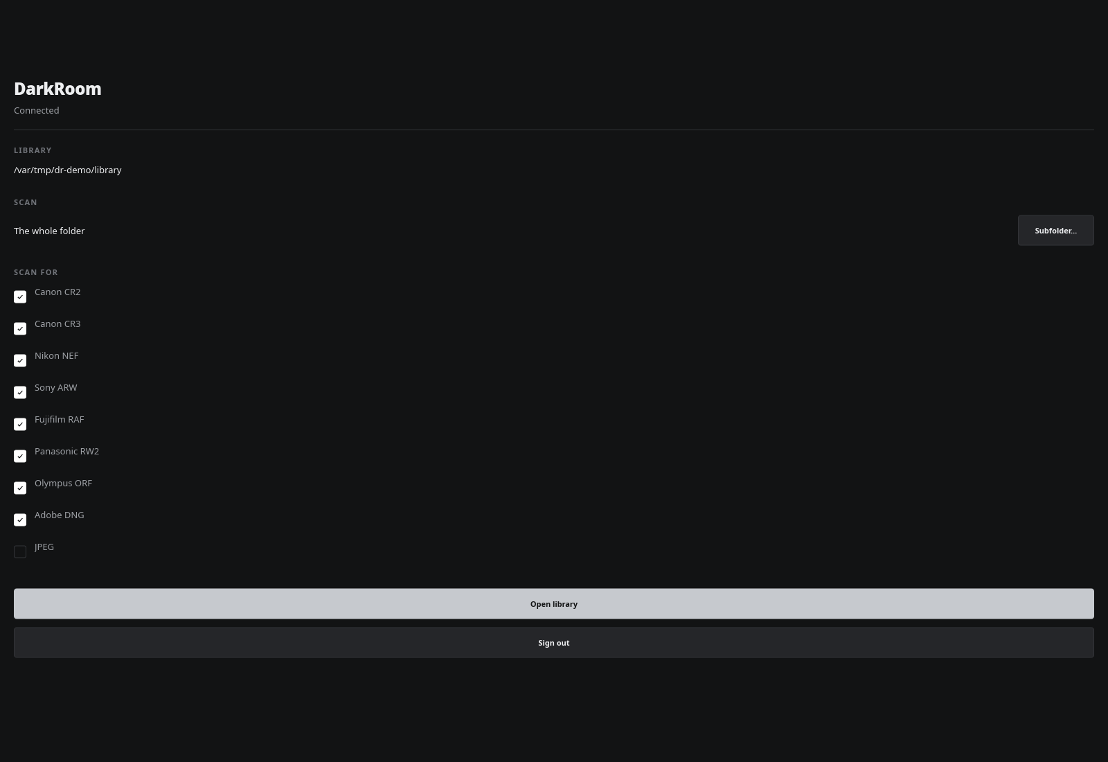A folder chosen: the library, whether to scan a subfolder, and the formats