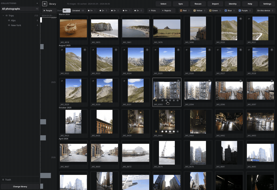 Resizing the thumbnails with Ctrl and the wheel