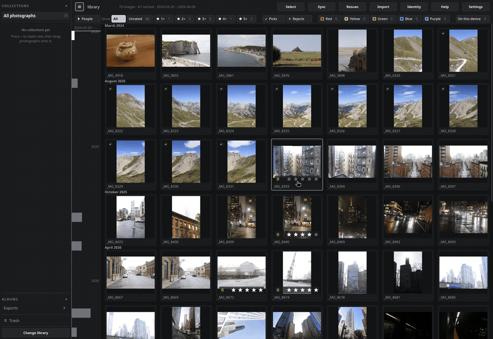 Resizing the thumbnails with Ctrl and the wheel